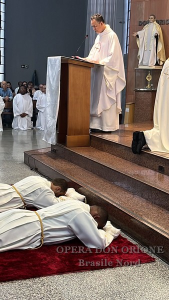 Brasile Nord: A Belo Horizonte la professione perpetua dei chierici Jaider Geraldo e Anilson Alves -  25738
