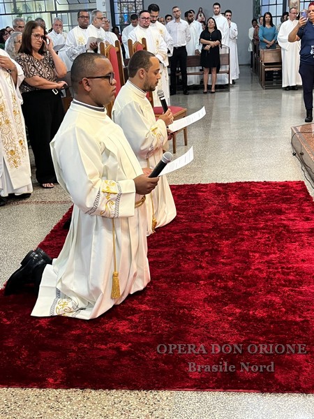 Brasile Nord: A Belo Horizonte la professione perpetua dei chierici Jaider Geraldo e Anilson Alves -  25739