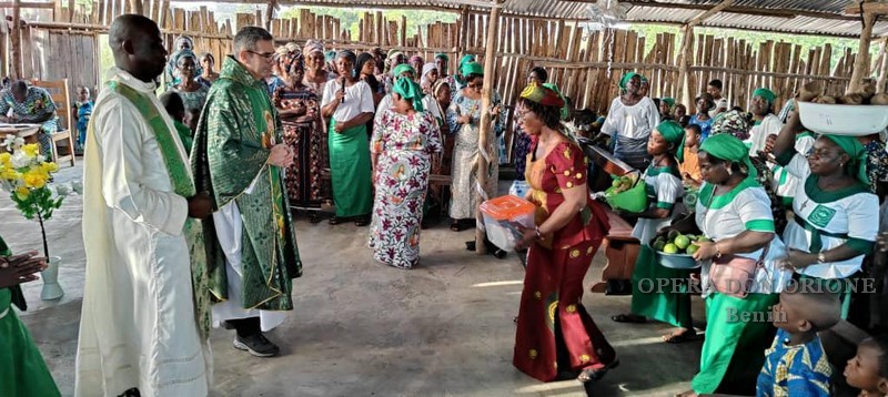 Visita Canonica in Benin: A Glazoué  lo stile orionino fraterno e umile è d'esempio -  25833