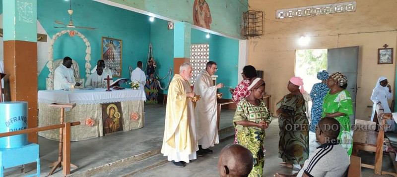 Visita Canonica in Benin: A Glazoué  lo stile orionino fraterno e umile è d'esempio -  25835