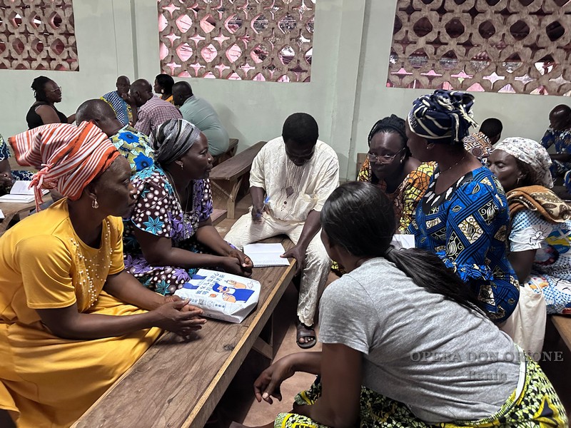 Visita Canonica in Benin: A Glazoué  lo stile orionino fraterno e umile è d'esempio -  25839