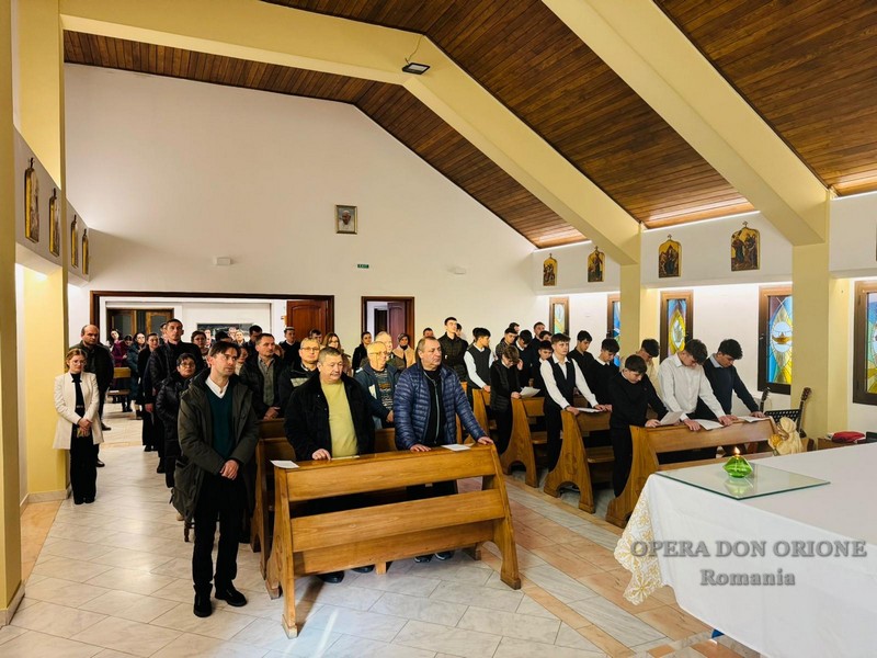 Romania: La visita a Mons. László Böcskei e la festa della Madonna della Divina Provvidenza -  25881