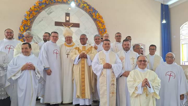 Brasile Nord: Ordinazione sacerdotale del diacono Sergio Natalicio dos Santos -  25904