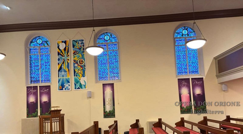 Inghilterra: La benedizione della Parrocchia Saint James in Wigan  -  25908