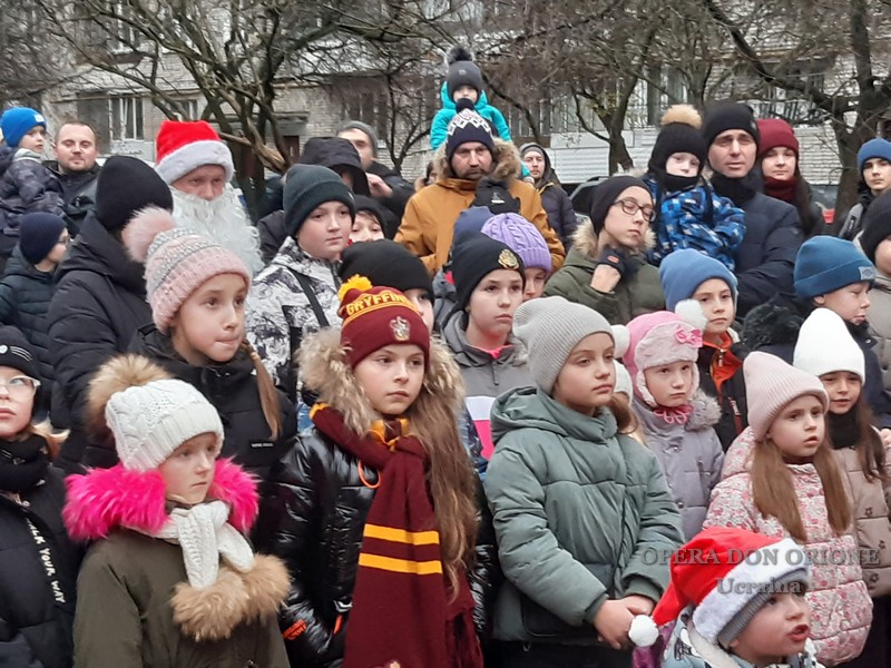 Ucraina: Festa di San Nicola per i bambini della parrocchia orionina di Leopoli -  25947