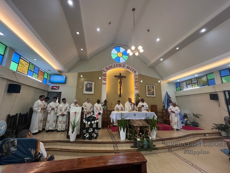 Filippine: Celebrata a Montalban la Solennità dell'Immacolata, patrona della Delegazione filippina -  25970