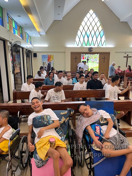 Filippine: Celebrata a Montalban la Solennità dell'Immacolata, patrona della Delegazione filippina -  25972