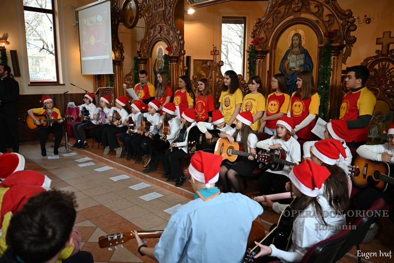 Romania: Il Natale della Famiglia carismatica orionina di Oradea -  26048
