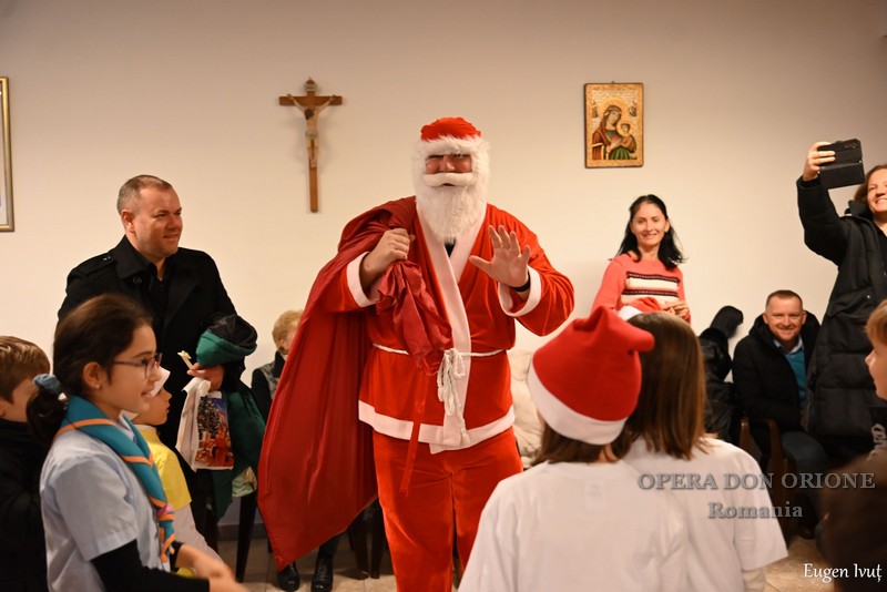 Romania: Il Natale della Famiglia carismatica orionina di Oradea -  26051