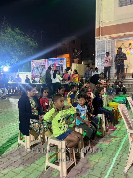 India: Una “Festa del cibo” per beneficenza  -  26099