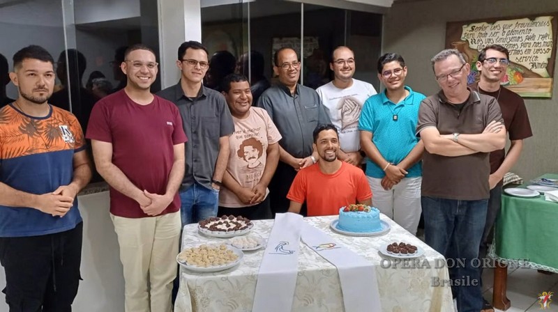Brasile: A Brasilia la prima professione di sette novizi  -  26187
