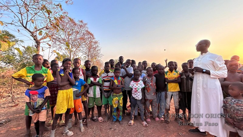 Terminata la Visita Canonica Generale in Burkina Faso -  26466