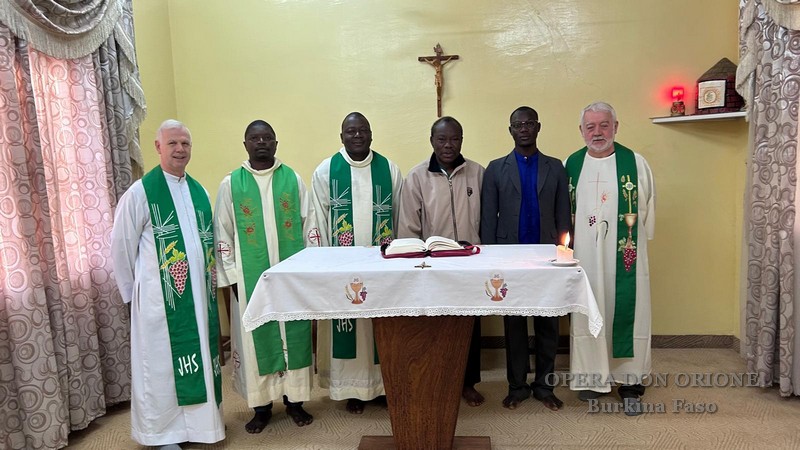 Terminata la Visita Canonica Generale in Burkina Faso -  26468