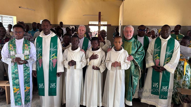 Terminata la Visita Canonica Generale in Burkina Faso -  26474