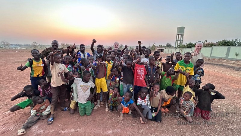Terminata la Visita Canonica Generale in Burkina Faso -  26484
