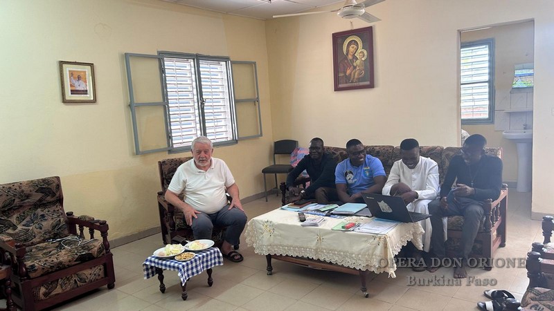 Terminata la Visita Canonica Generale in Burkina Faso -  26489