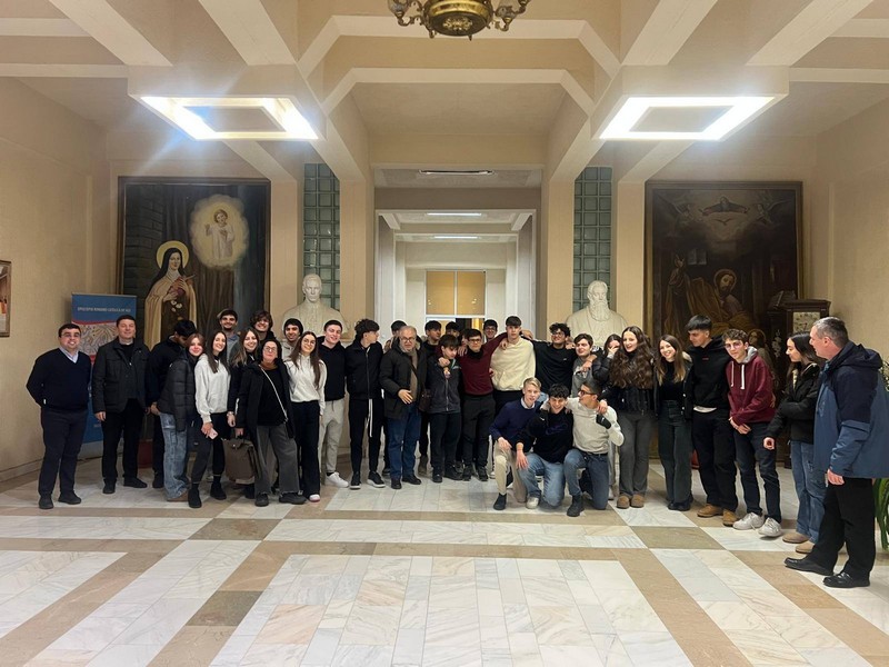Romania: Giovani delle Scuole Don Orione di Fano in visita a Iaşi  -  26498