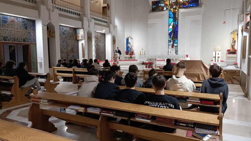 Romania: Giovani delle Scuole Don Orione di Fano in visita a Iaşi  -  26500