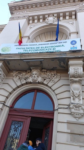 Romania: Giovani delle Scuole Don Orione di Fano in visita a Iaşi  -  26504