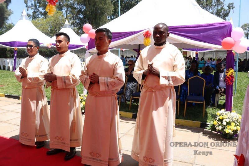 Kenya: La Professione perpetua di quattro chierici orionini -  26689