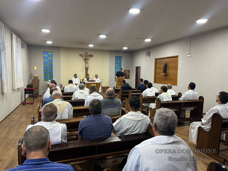 Brasile Sud: Festa patronale e celebrazione del Giubileo di vita religiosa e sacerdotale -  26790