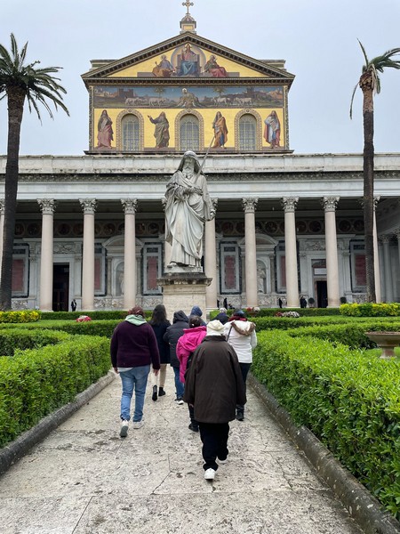 Milano: Dal Piccolo Cottolengo in pellegrinaggio a Roma per il Giubileo -  26833