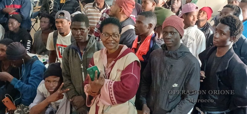 Marocco: A Casablanca la parrocchia festeggia con i giovani immigrati la fine del Ramadan -  26842