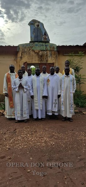 Togo: La formazione dei giovani sacerdoti -  27001