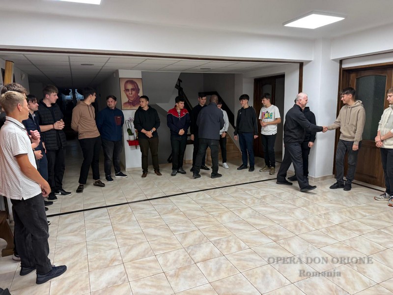 Romania: Visita Canonica Generale alle comunità di Iaşi, Voluntari e Oradea -  27179