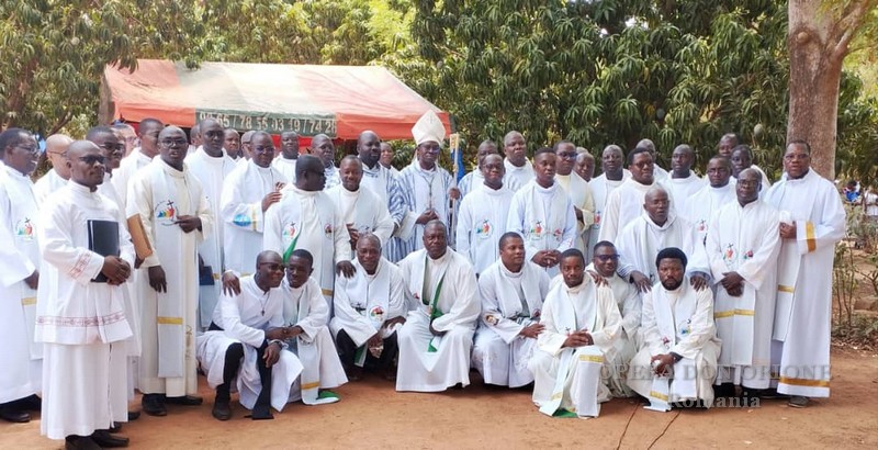 Celebrati in Burkina Faso i 25 anni di presenza orionina -  27197