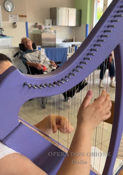 Sanremo: Al Piccolo Cottolengo prende il via il progetto di arpaterapia  -  27249