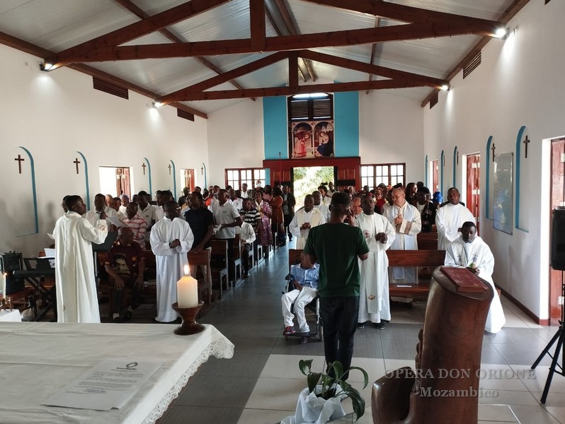 Mozambico: A Maputo consacrata la cappella dell'Obra Dom Orione -  27291