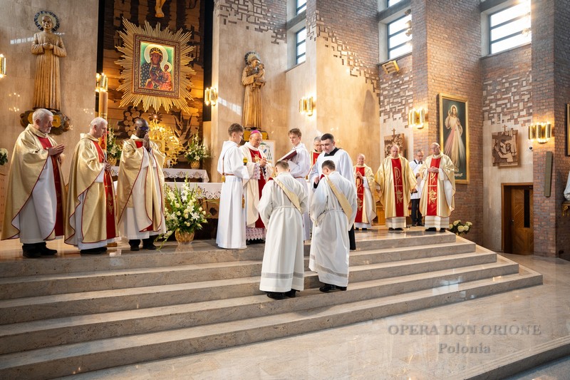 Polonia: l'ordinazione sacerdotale dei diaconi Przemysław PIECHOWSKI e Grzegorz GICALA -  27365