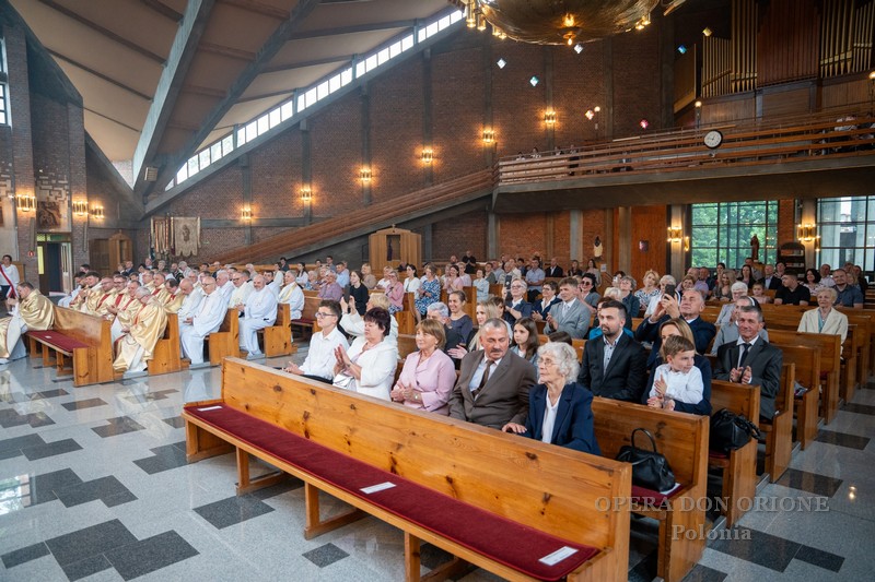 Polonia: l'ordinazione sacerdotale dei diaconi Przemysław PIECHOWSKI e Grzegorz GICALA -  27367