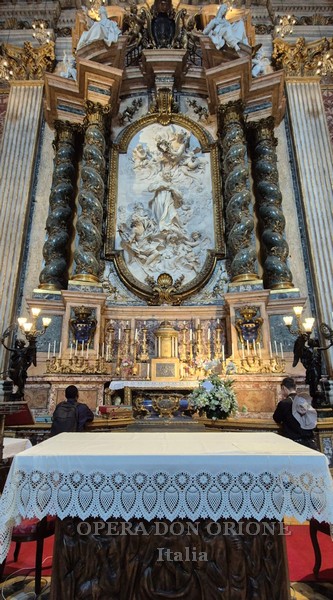 Roma: Oggi la tradizionale Messa della Famiglia Carismatica Orionina all'altare di San Luigi Gonzaga -  27426