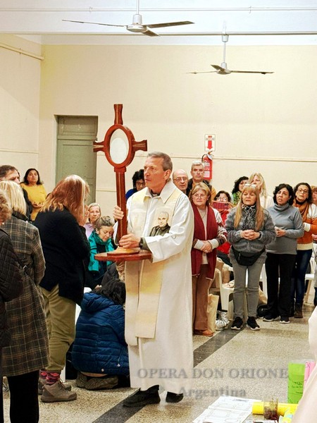 Argentina: Gli Esercizi spirituali della Famiglia Carismatica Orionina  -  27472
