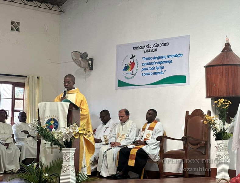 Mozambico: A Maputo l'ordinazione sacerdotale del diacono Horácio Manuel Berque Chico -  27549