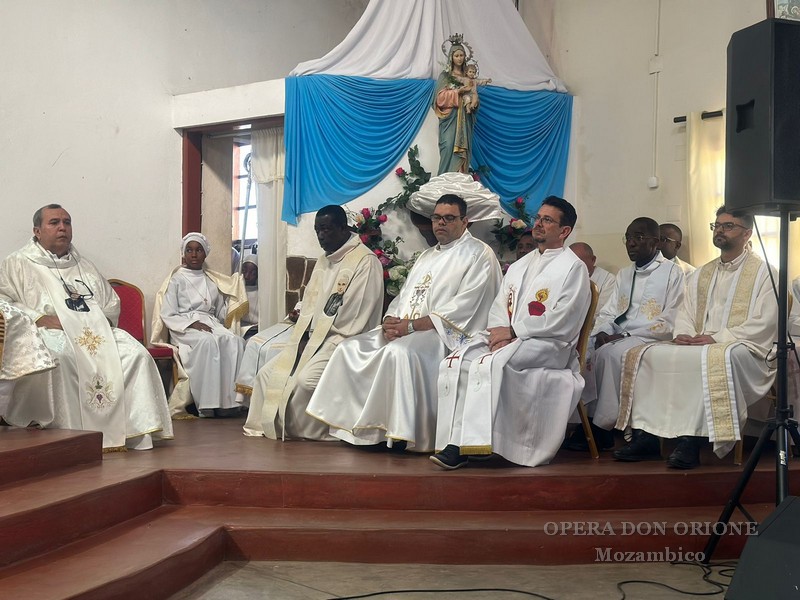 Mozambico: A Maputo l'ordinazione sacerdotale del diacono Horácio Manuel Berque Chico -  27556