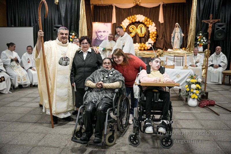 Argentina: Celebrato il 90° anniversario del Piccolo Cottolengo di Avellaneda -  27574