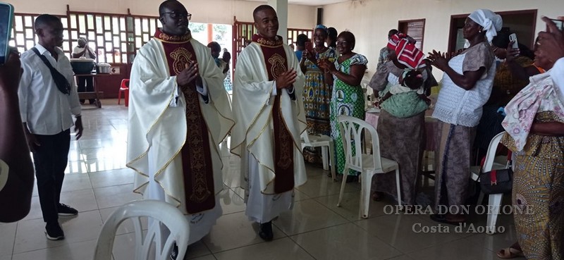 Costa d'Avorio: Celebrate le ordinazioni sacerdotali e diaconali a Bonoua -  27581