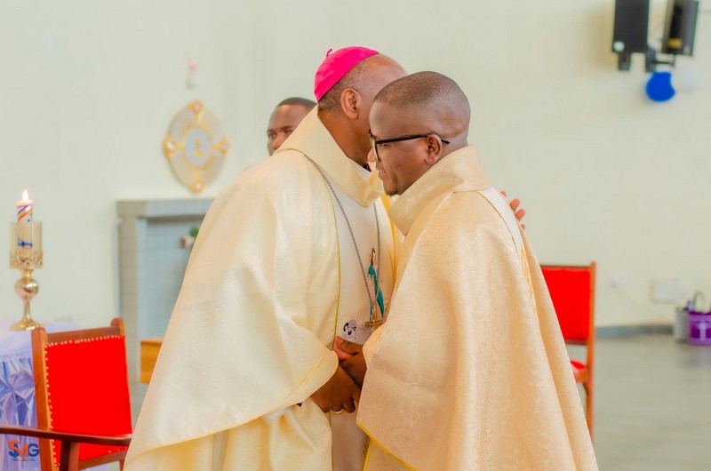 Kenya: Ordinazione sacerdotale di Harrison Nyaga Kariuki -  27617