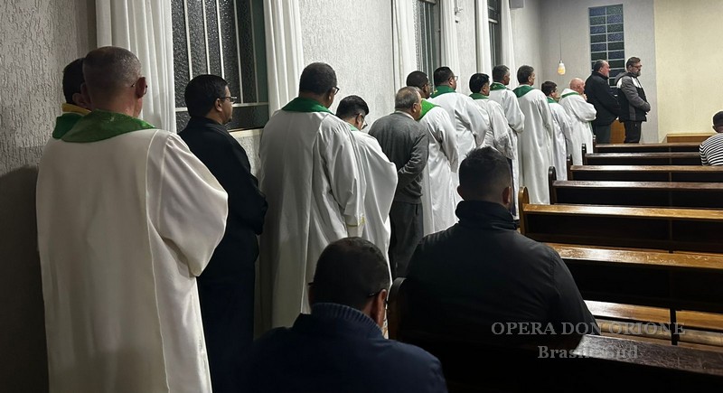 Brasile Sud: Ritiri spirituali per i religiosi della Provincia di Nostra Signora dell'Annunciazione -  27639