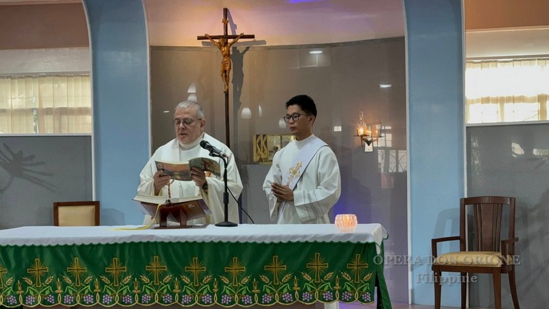 Filippine: Gli esercizi spirituali dei religiosi della Delegazione “Mary's Immaculate Conception”  -  27741