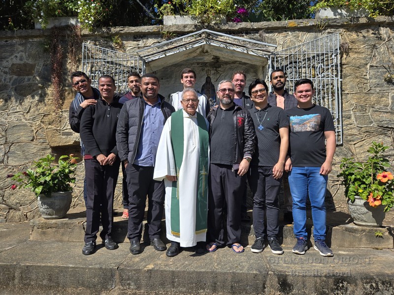 Brasile Nord: Gli esercizi spirituali per i religiosi orionini all'eremo di Valença -  27883