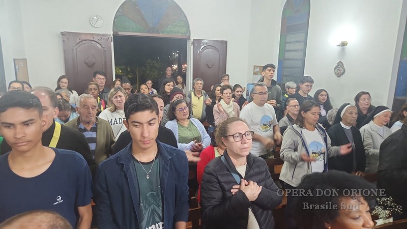 Brasile Sud: Laici e giovani orionini in ritiro a Cotía -  27898