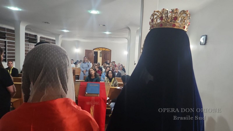 Brasile Sud: Laici e giovani orionini in ritiro a Cotía -  27906