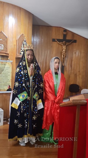 Brasile Sud: Laici e giovani orionini in ritiro a Cotía -  27909