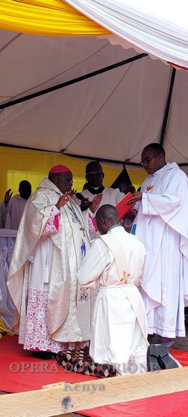 Kenya: La Delegazione “Nostra Signora del Rosario” ha un nuovo sacerdote -  27964