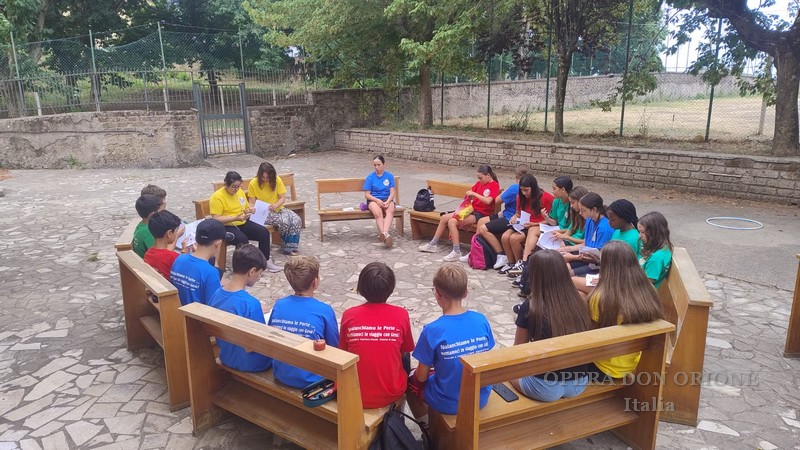Velletri (Roma): L'accoglienza dei pellegrini a Villa Borgia -  27971