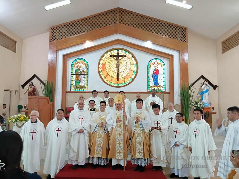 Filippine: Due nuovi sacerdoti nella Delegazione “Mary's Immaculate Conception”  -  28042